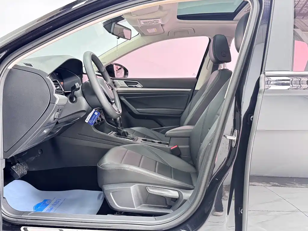 Lavida 2022 1.5L Automatic Comfort Edition
