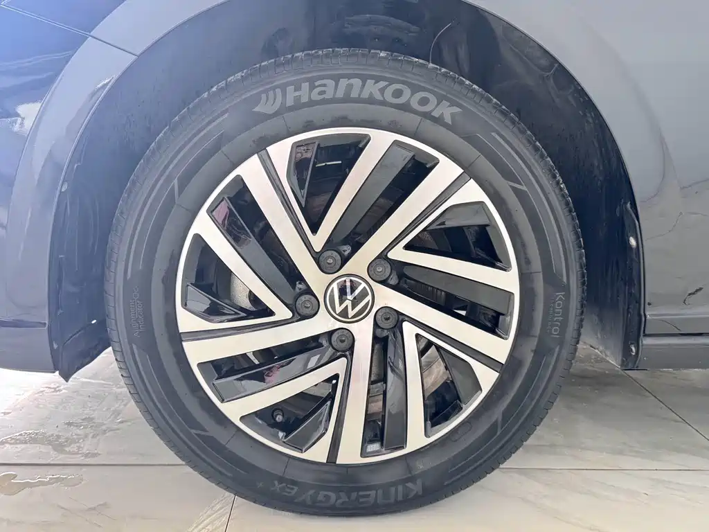 Lavida 2022 1.5L Automatic Comfort Edition