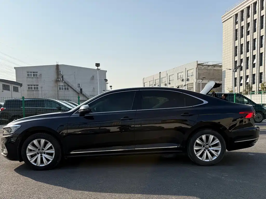 Passat 2021 330TSI Elite Edition