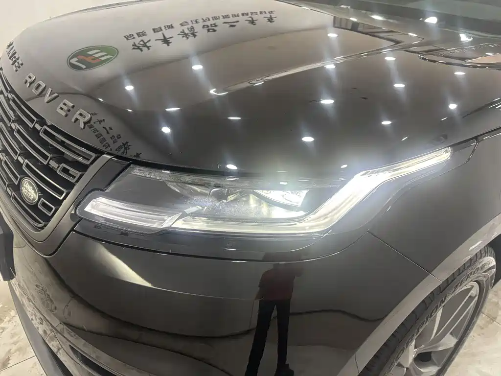 Range Rover Velar 2025 Dynamic SE