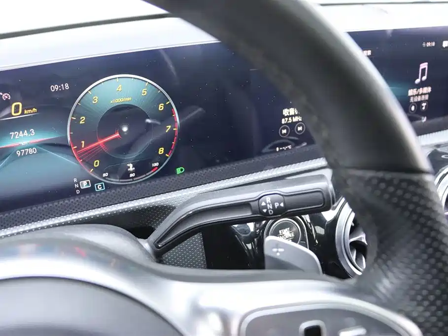Mercedes-Benz A-Class 2019 A 200 L Sedan