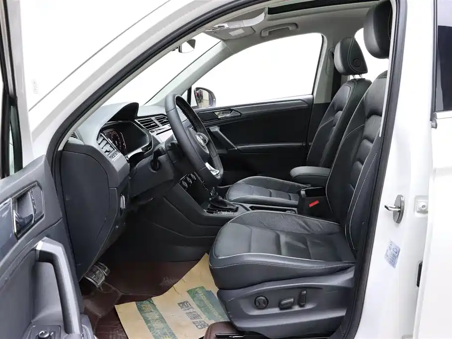 Tiguan L 2019 330TSI Automatic FWD R-Line Flagship Edition China VI