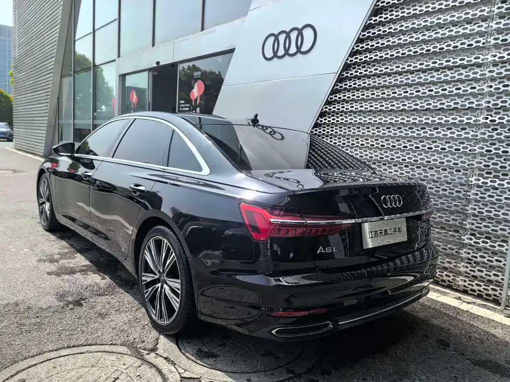 Audi A6L 2019 55 TFSI quattro Flagship Elegant