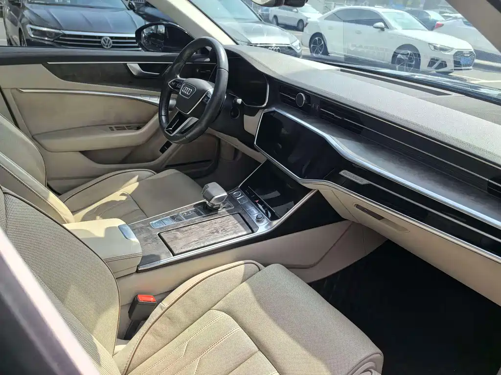 Audi A6L 2019 55 TFSI quattro Flagship Elegant