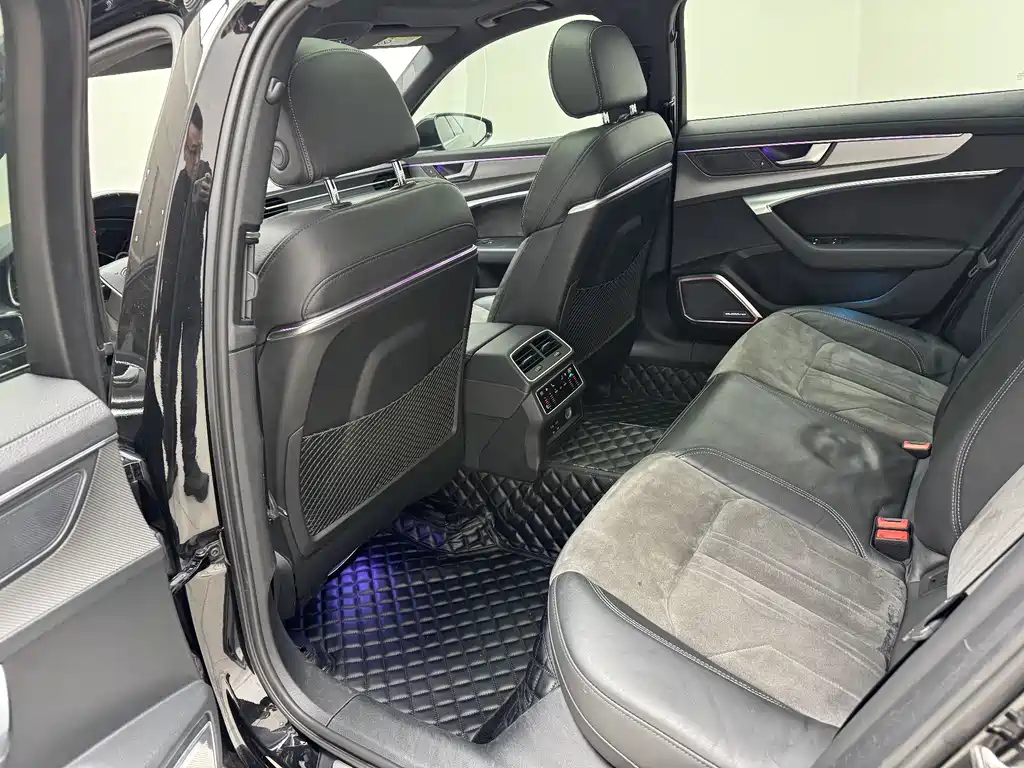 Audi A6L 2019 45 TFSI Dynamic Selection