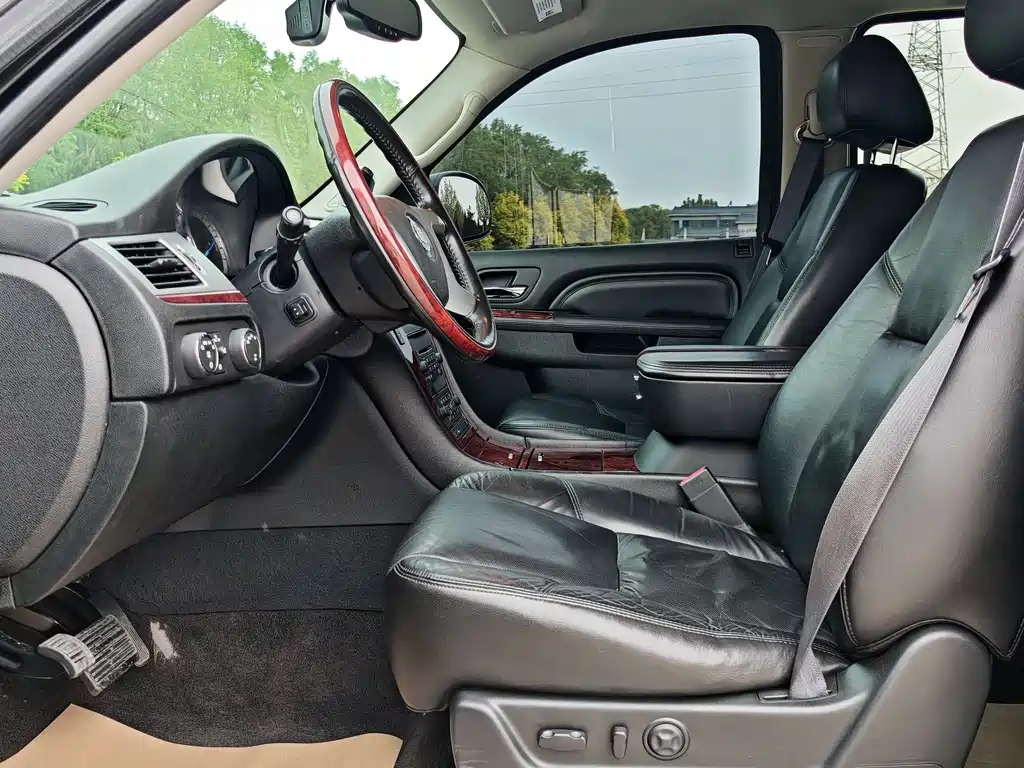 Cadillac ESCALADE 2010 6.0 Hybrid