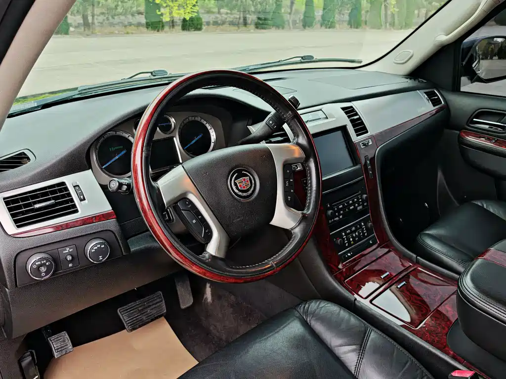 Cadillac ESCALADE 2010 6.0 Hybrid
