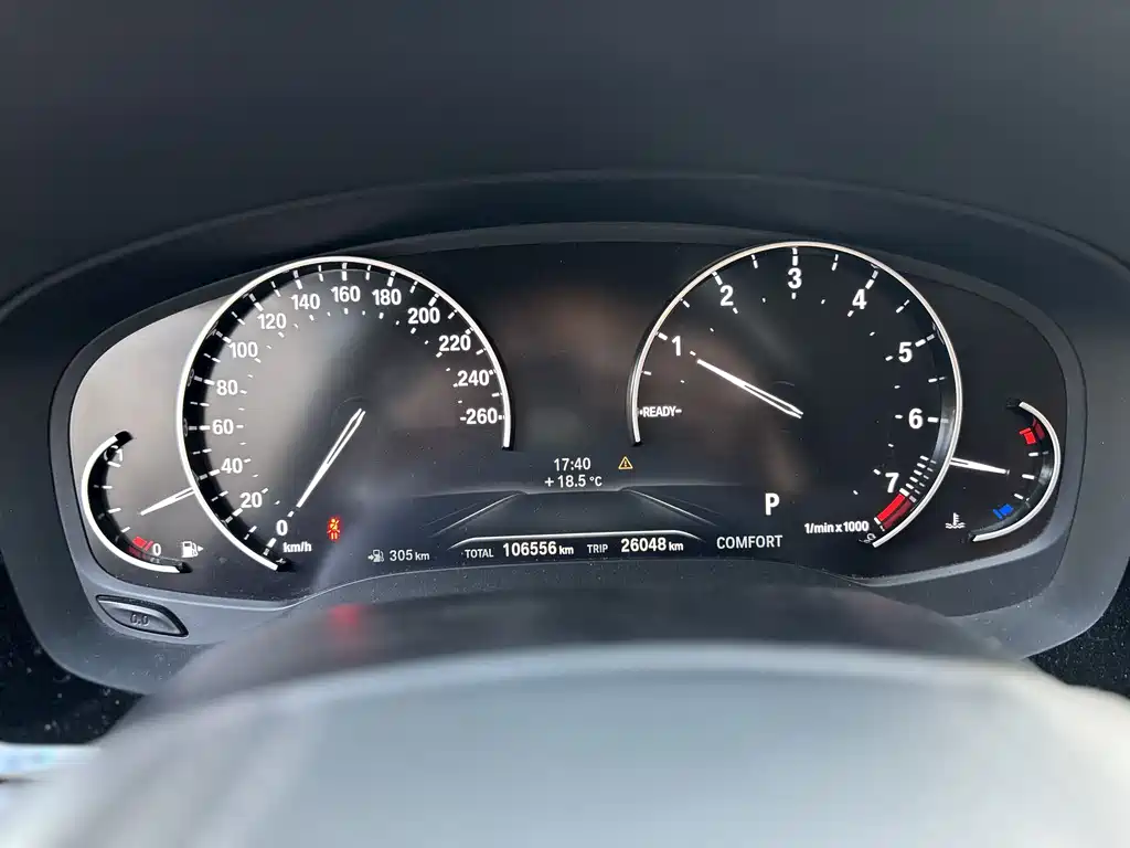 BMW 5 Series 2018 528Li Launch Edition
