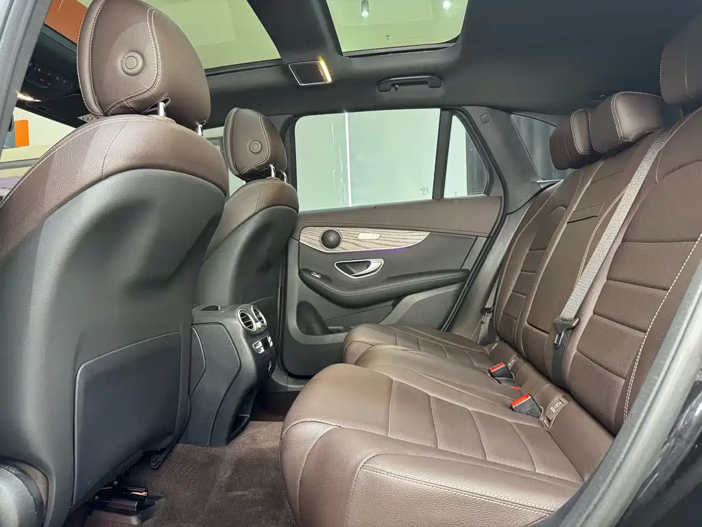 Mercedes-Benz GLC 2022 GLC 260 L 4MATIC Luxury Trim