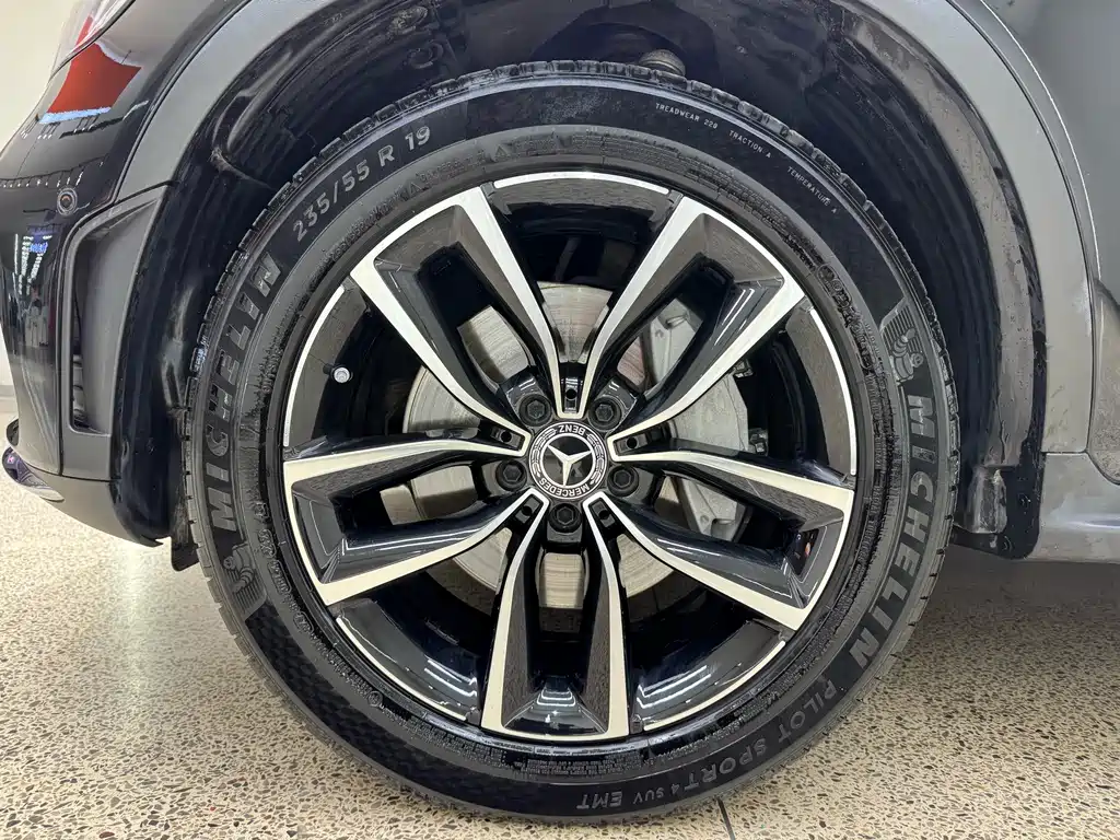 Mercedes-Benz GLC 2022 GLC 260 L 4MATIC Luxury Trim