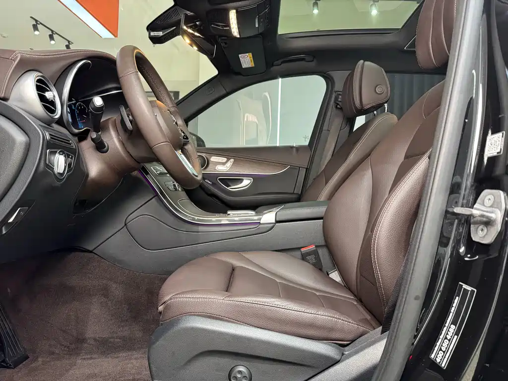 Mercedes-Benz GLC 2022 GLC 260 L 4MATIC Luxury Trim