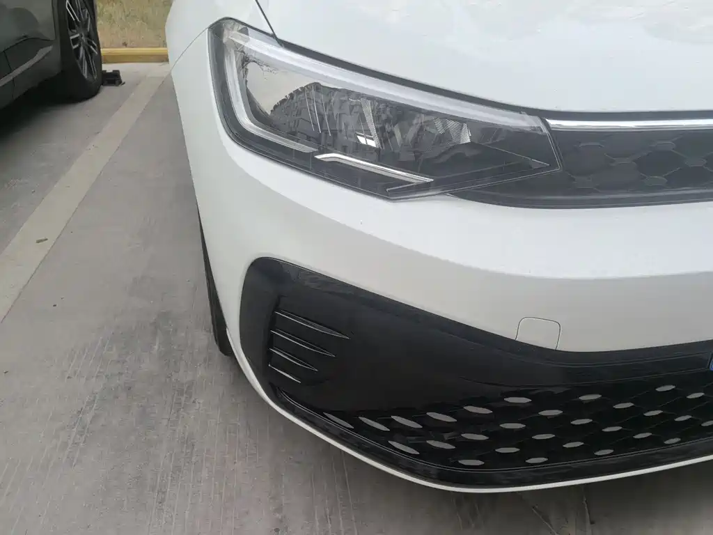 Volkswagen Lavida 2025 1.5L Sharp Superior Edition