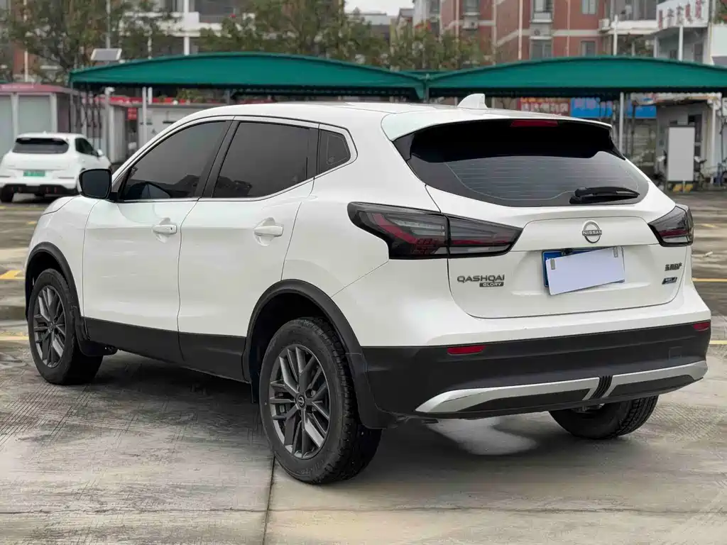 Nissan Qashqai 2025 Honor 2.0L CVT XV Zhenxin Edition