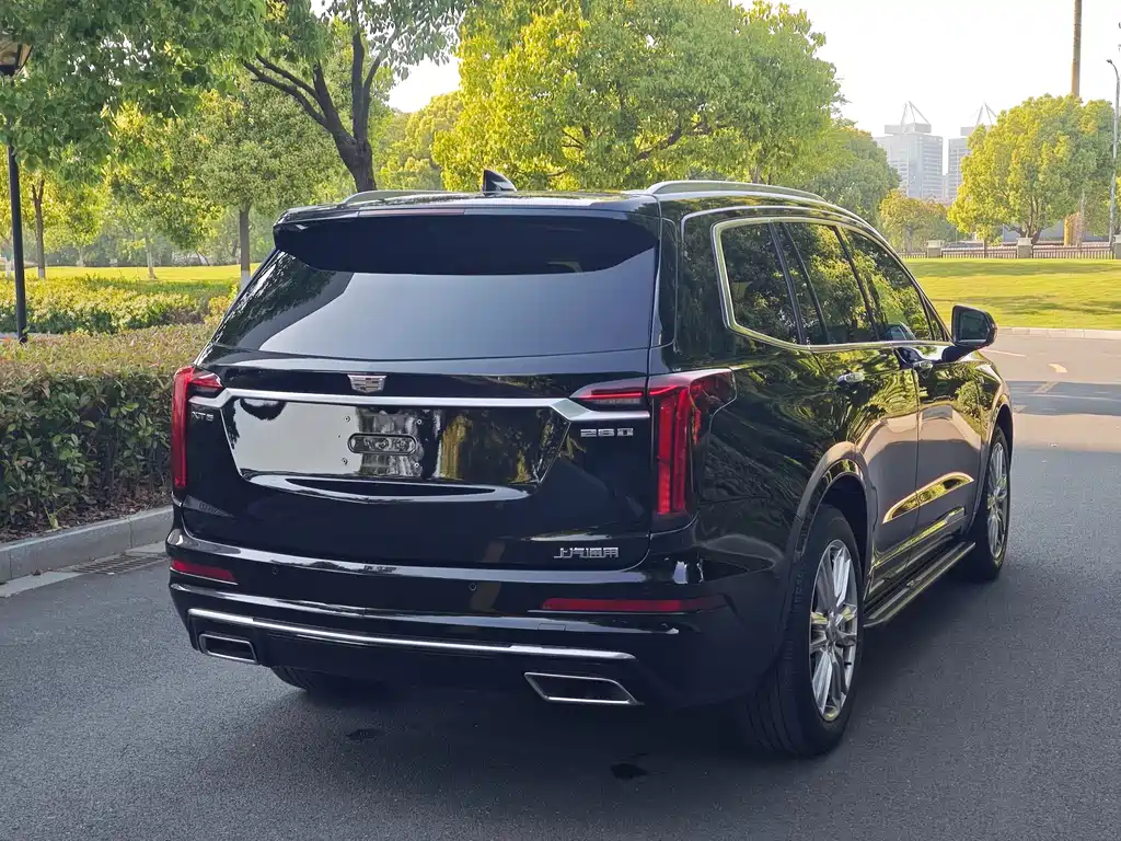 Cadillac XT6 2021 28T Luxury 6-Seater
