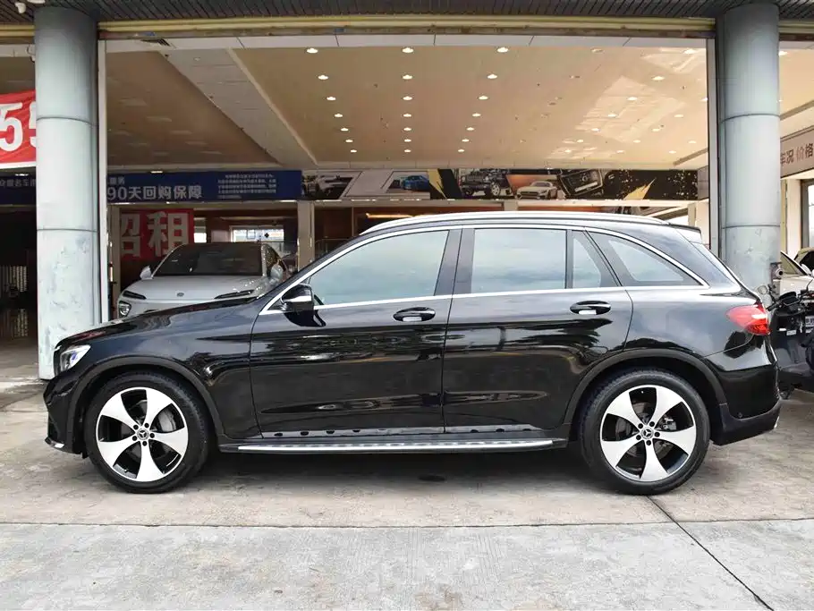 Mercedes-Benz GLC 300 4MATIC Sport 2018