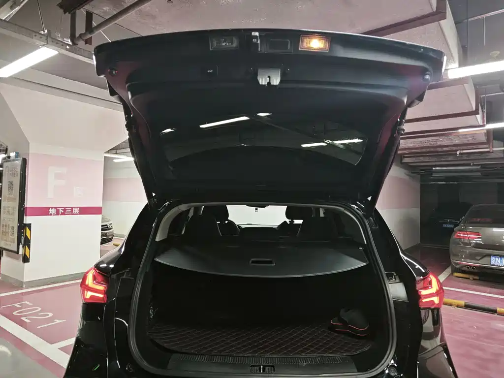 Rising MARVEL R 2021 Rear-Wheel Drive PRO Edition