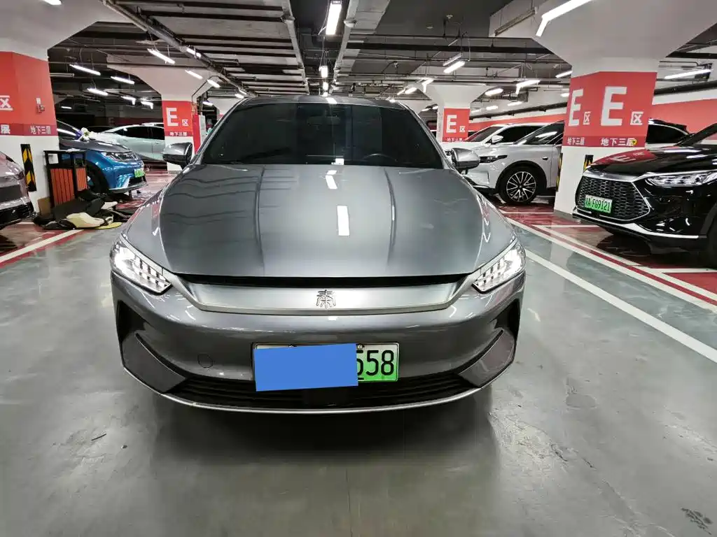 Qin PLUS 2021 EV 500KM Luxury