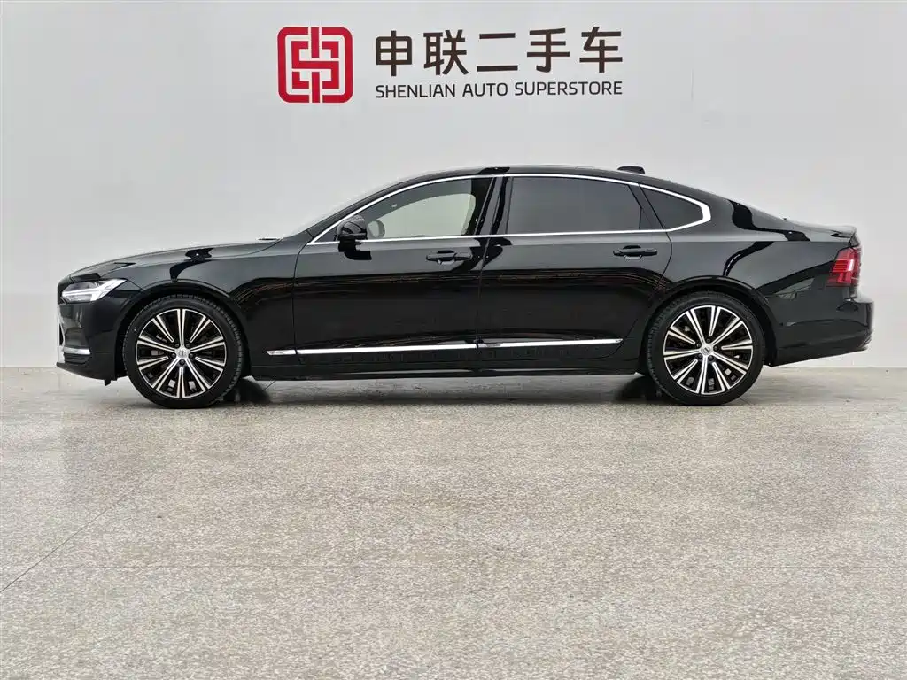 Volvo S90 2024 B5