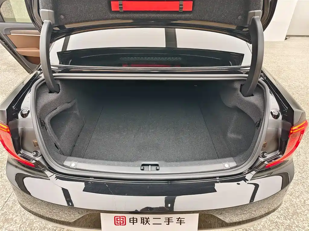 Volvo S90 2024 B5