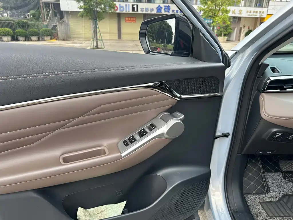 GAC Trumpchi GS4 2024 MAX 1.5T Flagship Edition