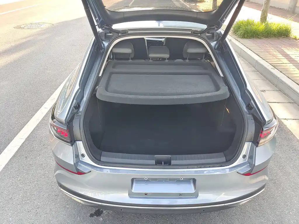 Volkswagen Lamando L 2022 280TSI DSG Xuanla Edition