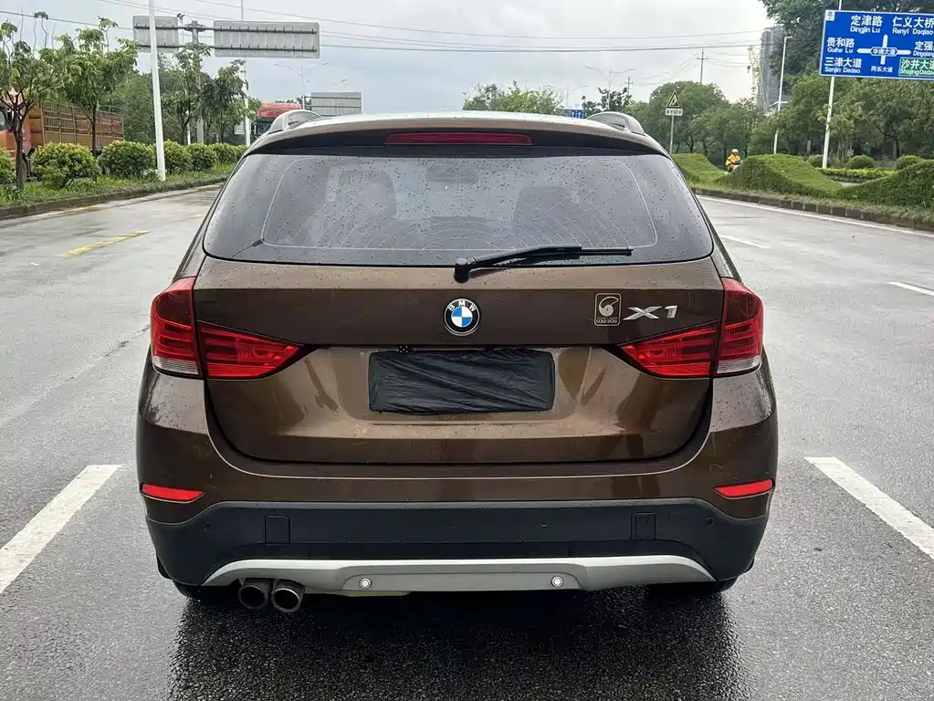 BMW X1 2014 sDrive18i Fashion Edition
