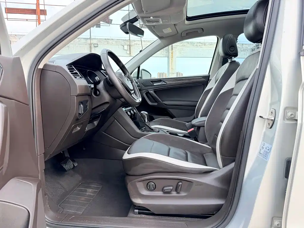 Tiguan L 2017 330TSI Automatic FWD Luxury Edition