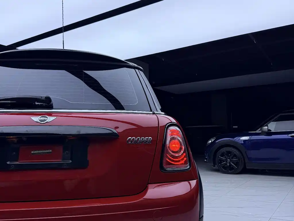 MINI 2011 1.6L COOPER Excitement