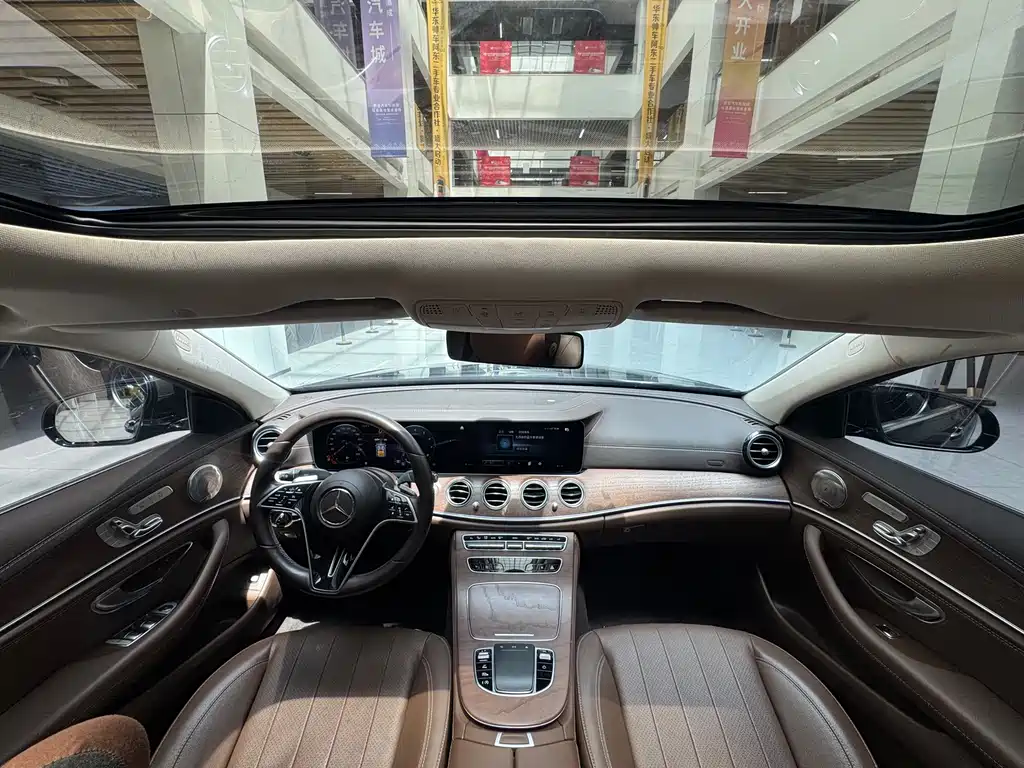 Mercedes-Benz E-Class 2023 E 300 L Fashion Edition
