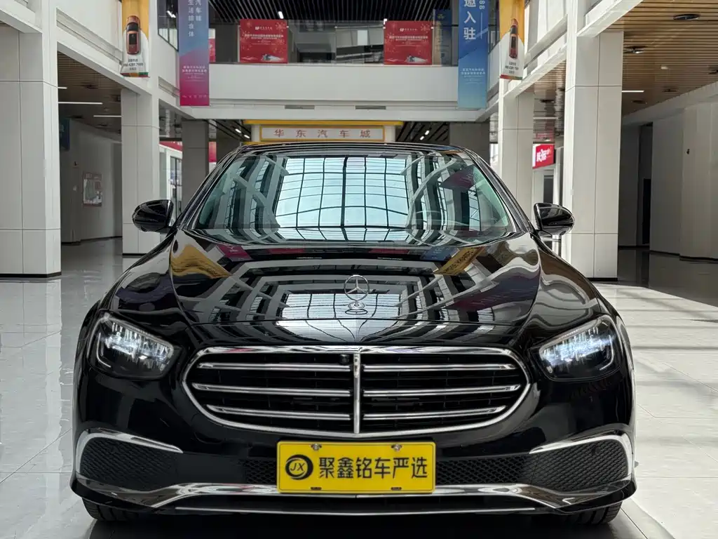 Mercedes-Benz E-Class 2023 E 300 L Fashion Edition
