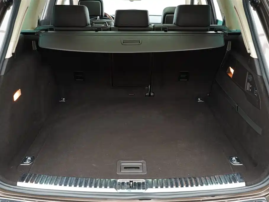Volkswagen Touareg 2011 3.0 TSI Luxury