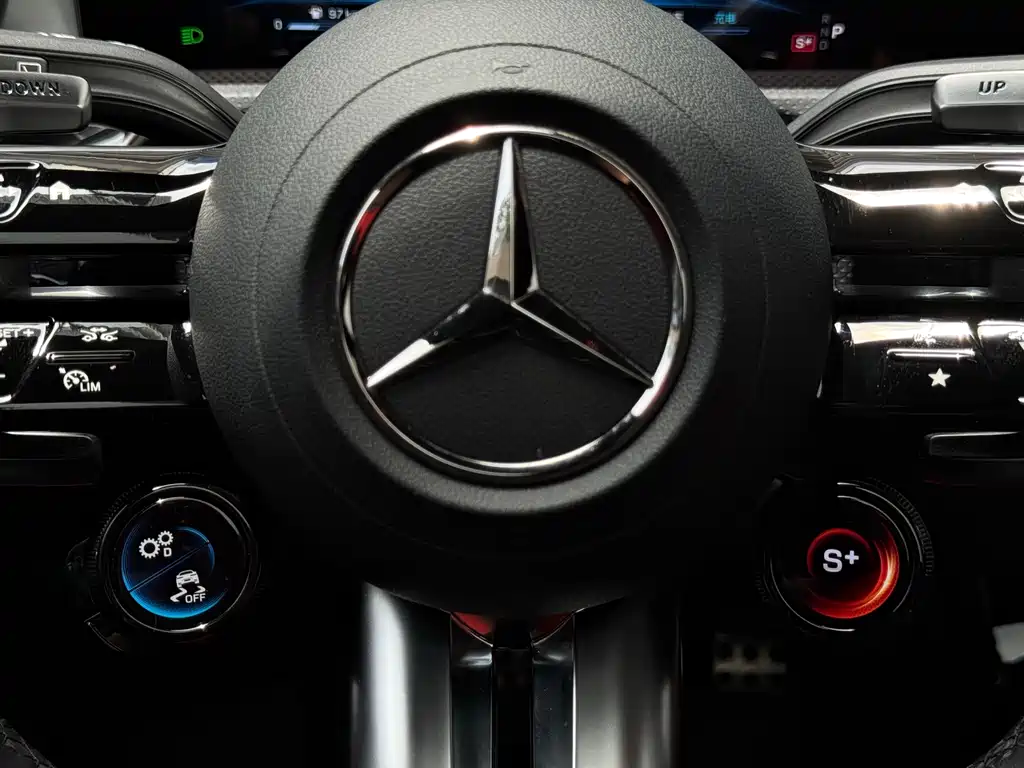 Mercedes-Benz A-Class AMG 2024 AMG A 35 4MATIC