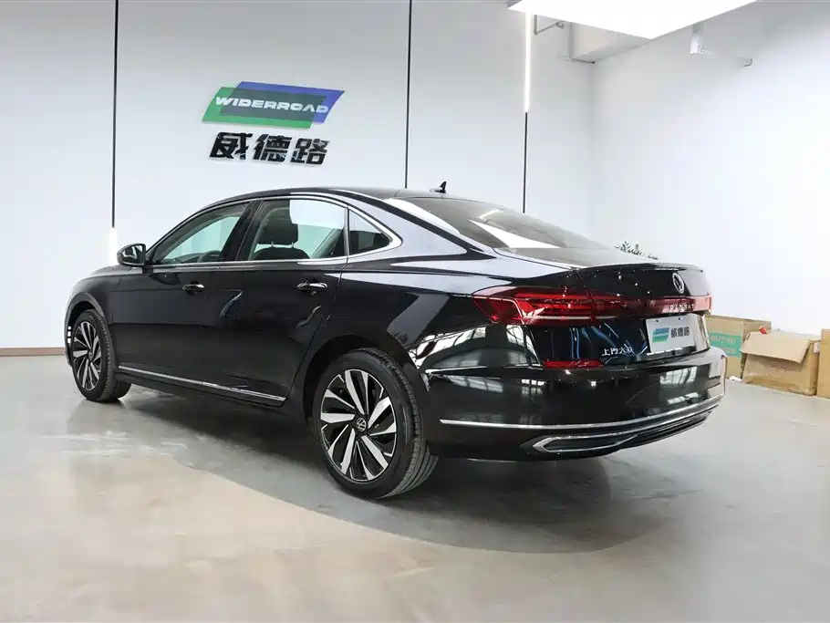 Volkswagen Passat 2025 380TSI Longteng Edition