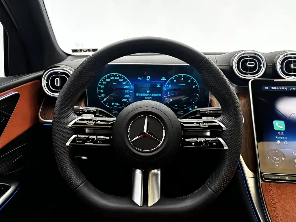 Mercedes-Benz GLC 2025 GLC 300 L 4MATIC Dynamic 5-seater
