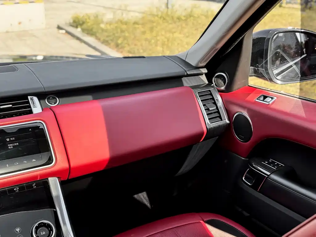 Range Rover Sport 2021 3.0 L6 Gloss Black Edition