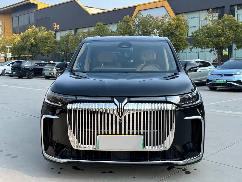 Voyah Dreamer 2025 PHEV AWD Flagship Kunpeng Edition