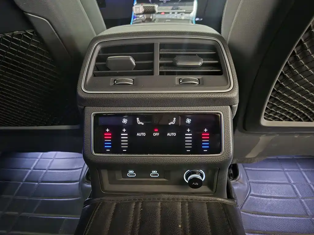 Audi A6L 2025 45 TFSI quattro Select Dynamic Edition