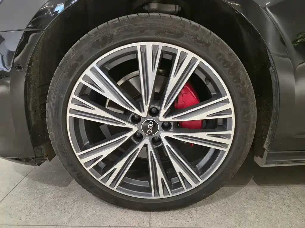 Audi A6L 2025 45 TFSI quattro Select Dynamic Edition
