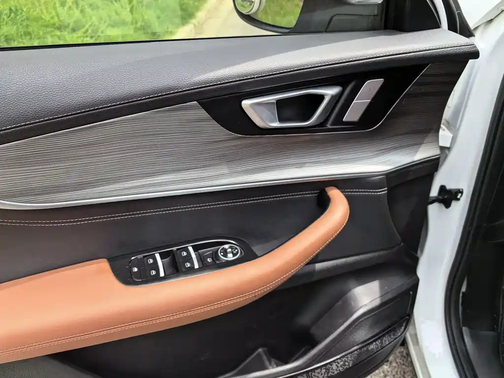 Chery Tiggo 8 PLUS 2022 290TGDI DCT Luxury Edition+