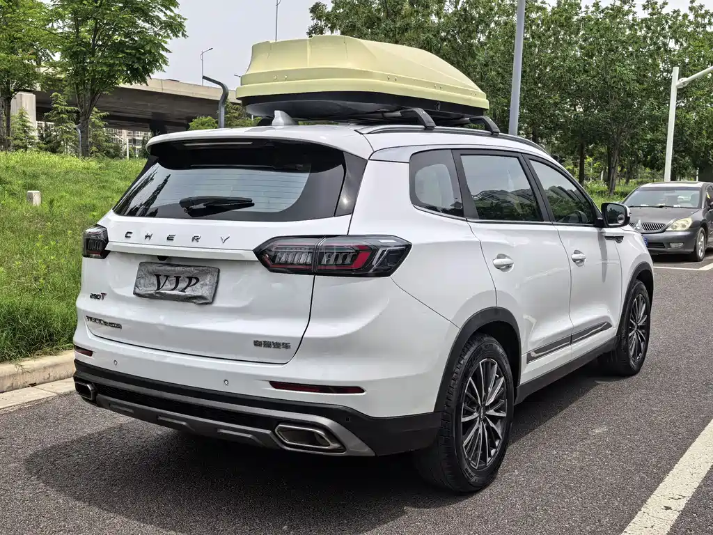Chery Tiggo 8 PLUS 2022 290TGDI DCT Luxury Edition+