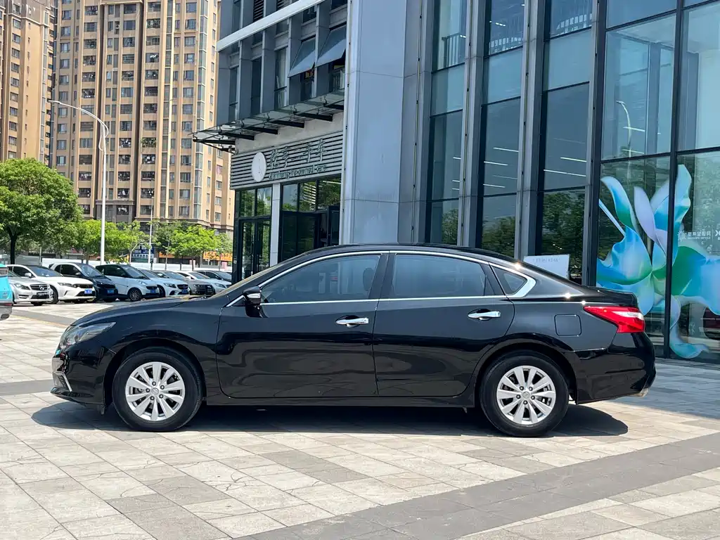 Nissan Altima 2016 Facelift 2.0L XL Comfort Edition