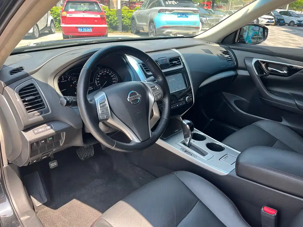 Nissan Altima 2016 Facelift 2.0L XL Comfort Edition
