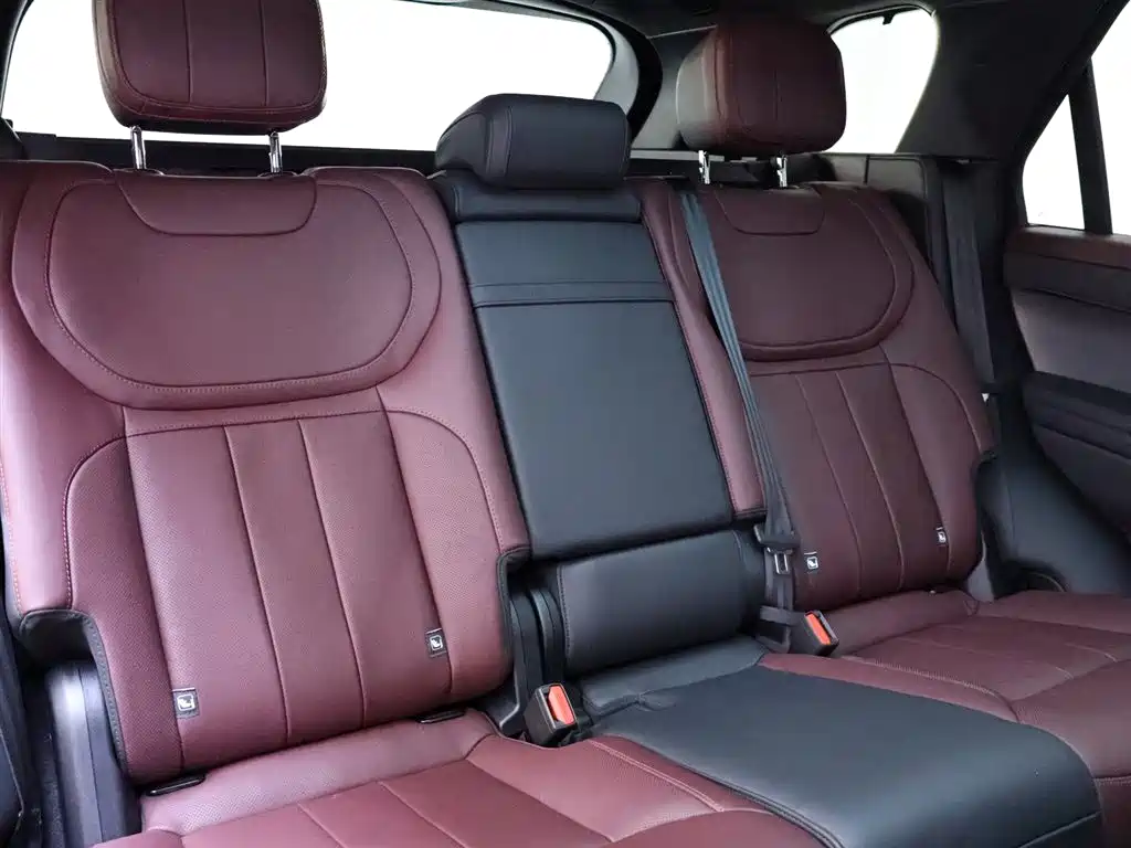 Range Rover Sport 2025 400PS Hidden Edge Special Edition