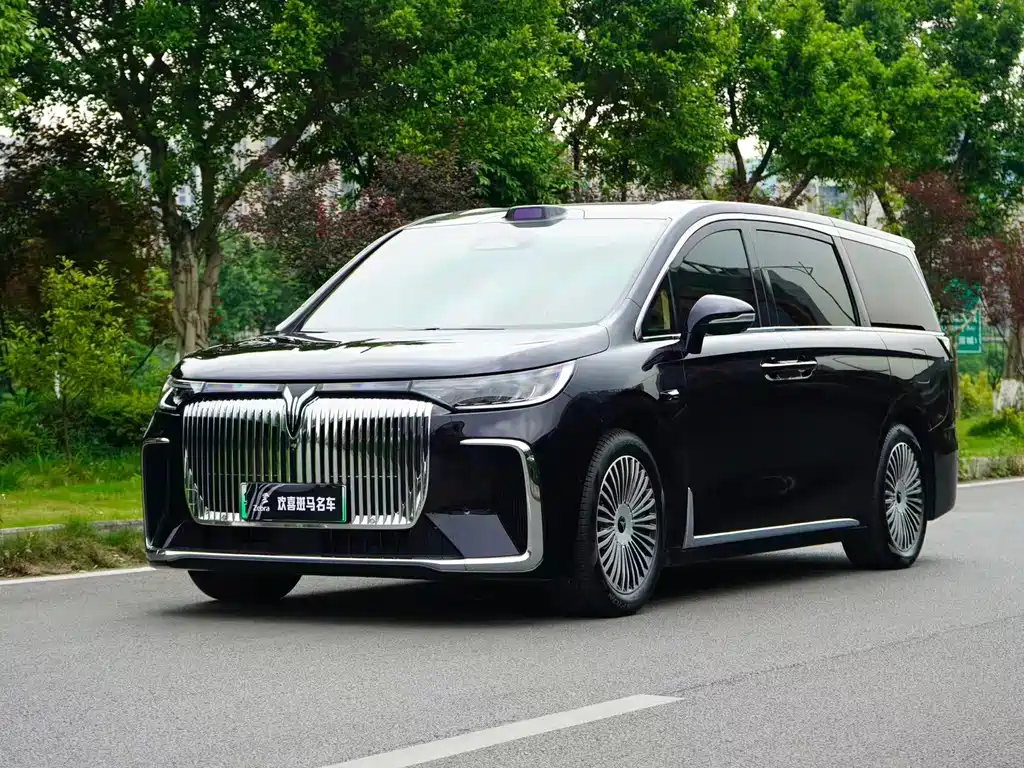 Voyah Dreamer 2025 PHEV AWD Flagship Qiankun Edition