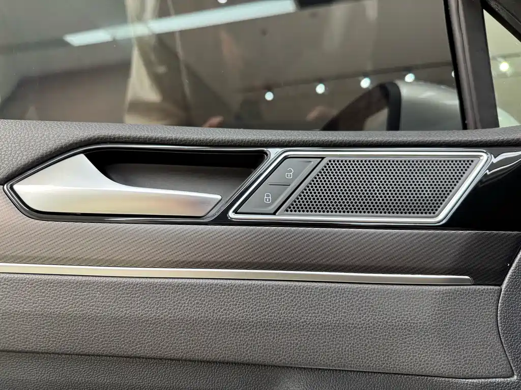 Magotan 2020 280TSI DSG Leading Edition