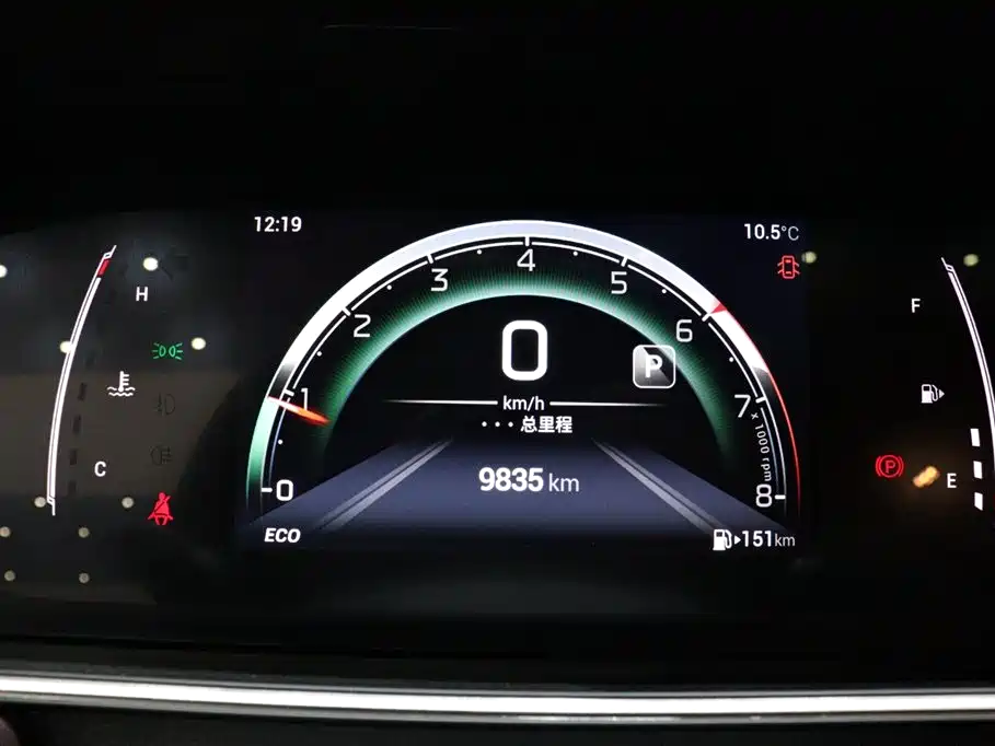GAC Trumpchi M6 2023 PRO 270T DCT Luxury Edition