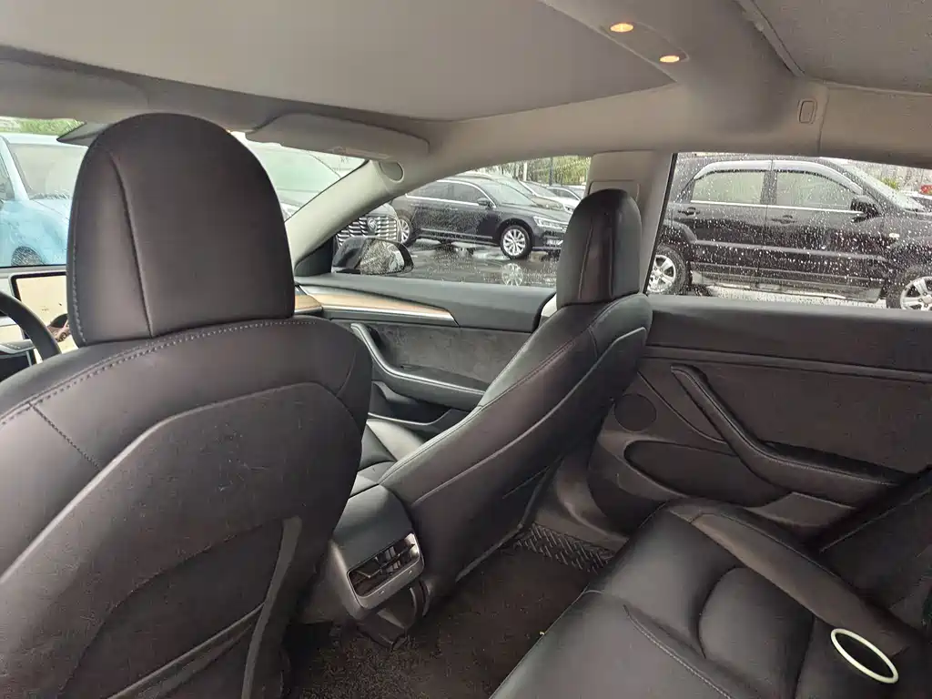 Model 3 2022 Rear-Wheel Drive