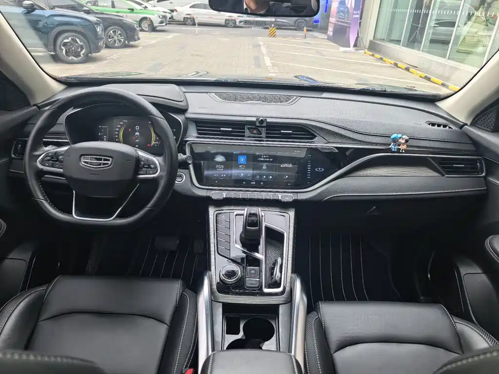 Geely Boyue 2020 1.8TD DCT Zhilian PRO