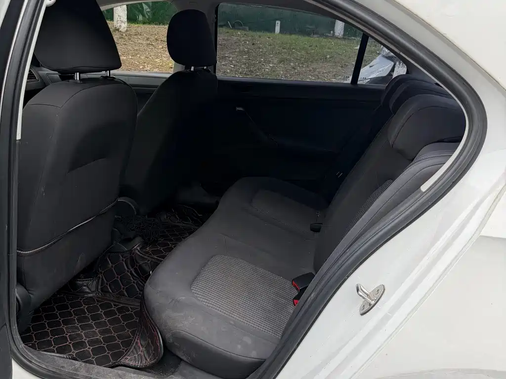 Santana 2016 1.6L Automatic Fengshang Edition