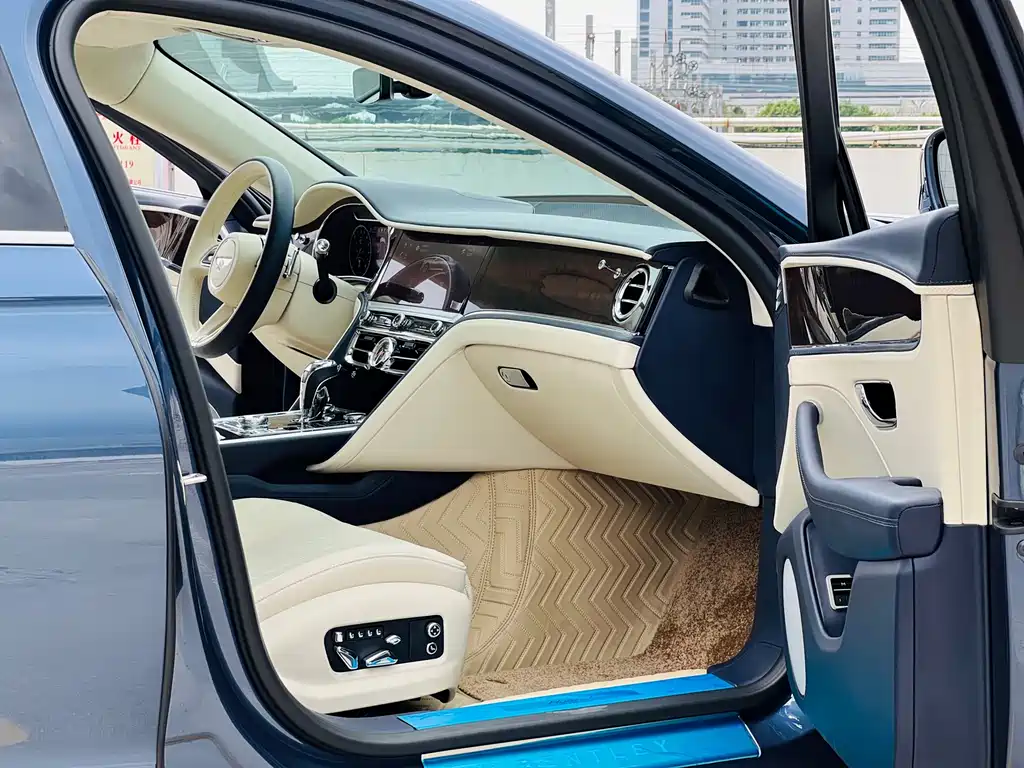 Bentley Flying Spur Plug-in Hybrid 2022 2.9T V6 Hybrid